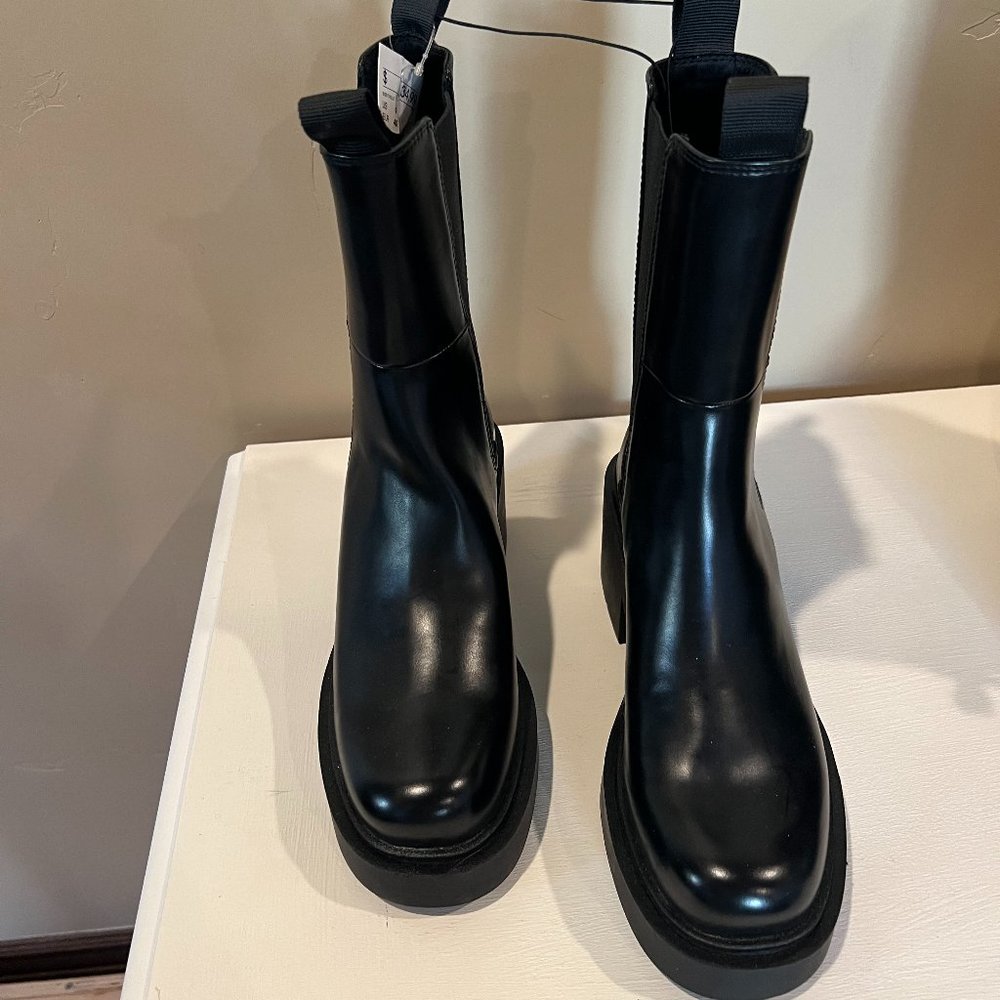 H & M black boots. NEW!